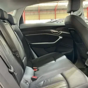 2023 Audi Q8 e-tron 50 Sport Sportback 5dr Electric Auto quattro 95kWh (11kW Charger) (340 ps) ES - Image 6