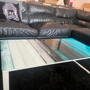 Good condition coffee table - Image 2