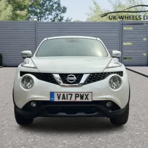 2017 Nissan Juke 1.6 Tekna XTRON Euro 6 5-door hatchback petrol automatic - Image 3