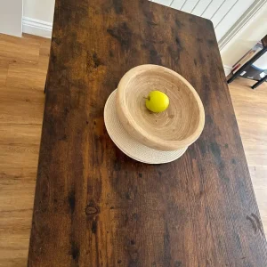 Vasagle dining table - Image 5