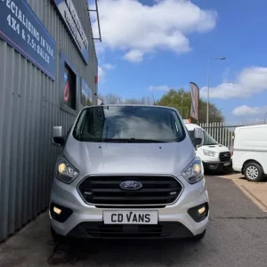 2021 Ford Transit Custom 2.0TDCI Limited EcoBlue L2 H1 LWB Low Roof Diesel Van - Image 3