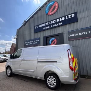 2021 Ford Transit Custom 2.0TDCI Limited EcoBlue L2 H1 LWB Low Roof Diesel Van - Image 7