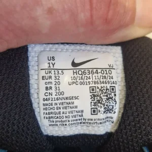 Kids 13.5 Nike Air Max 95 - Image 4