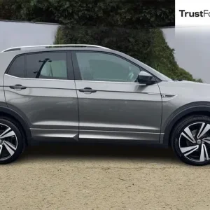 2019 Volkswagen T-Cross 1.6 TDI R-Line 5-door Estate Manual Diesel - Image 3