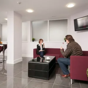 Furnished office spaces for 8 to 45 desks - Image 4
