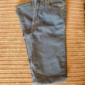 womens jeans size 6