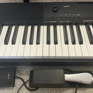 Casio Electric Keyboard - Image 2