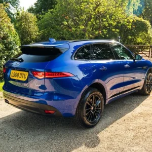2018 Jaguar F-Pace R-Sport AWD Diesel SUV - Image 7