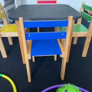 Chalkboard wood table and 4 chairs - Image 2