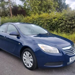 Vauxhall Insignia Hatchback 2012 Manual 1956cc 5-door - Image 4