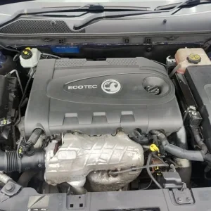 Vauxhall Insignia Hatchback 2012 Manual 1956cc 5-door - Image 5