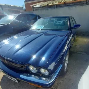 Jaguar XJ 3.2 XJ8 2001 - Image 3