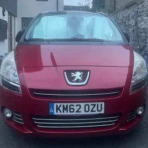 Peugeot 5008 2012 1.6 diesel 5-door MPV