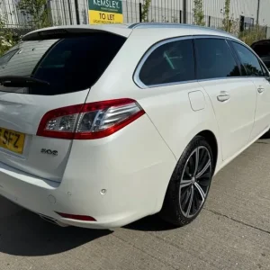 2017 Peugeot 308 1.6 BlueHDi GT Line Hatchback - Image 6