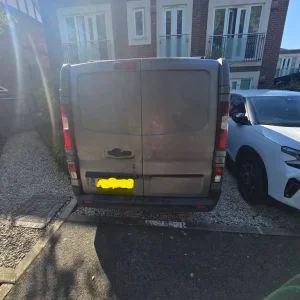 Renault TRAFIC Panel Van 2017 Manual 1598cc - Image 3
