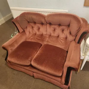 Vintage red couch - Image 3