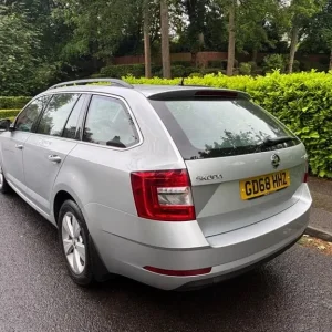 2019 Skoda Octavia 1.0 TSI SE Technology Euro 6 5dr Estate Petrol Manual - Image 5