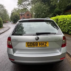 2019 Skoda Octavia 1.0 TSI SE Technology Euro 6 5dr Estate Petrol Manual - Image 6