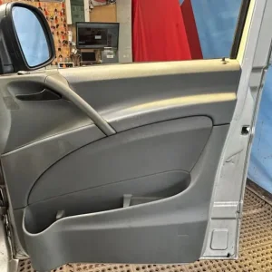 2009 Mercedes-Benz Vito 111 CDI Compact Panel Van Diesel Manual - Image 3