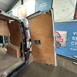 2009 Mercedes-Benz Vito 111 CDI Compact Panel Van Diesel Manual - Image 8