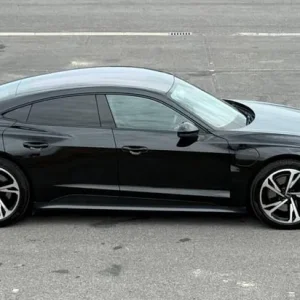 2022 Audi e-tron GT 93.4kWh Auto Quattro 4-door Coupe - Image 8