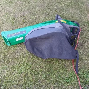 Performance Power Garden Vac Leaf Blower BB3 0DU - Image 3