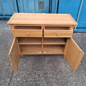 Oak sideboard - Image 3