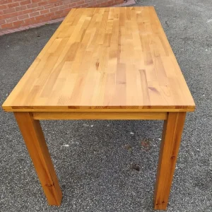 Ashdon Solid Pine Table (150cm) - Image 3