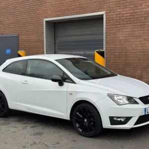 2015 SEAT Ibiza 1.2 TSI FR Black 3dr Hatchback - Image 2