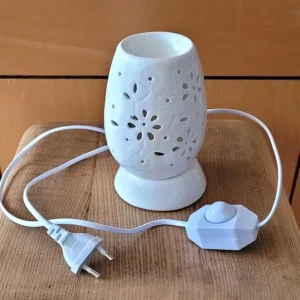 Ivory Floral Electric Oil Burner - Image 2