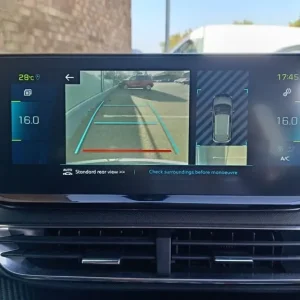 2021 Peugeot 3008 1.6 Plug-in Hybrid SUV - Image 2