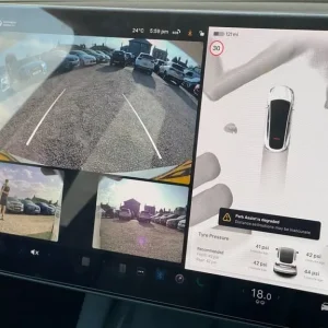 2023 Tesla Model Y 5-door Electric SUV - Image 3