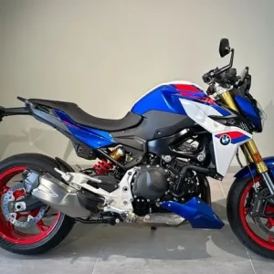2025 BMW F900 R Roadster Petrol Manual - Image 2