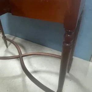 Victorian Mahogany Desk - Image 2