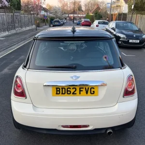 2012 Mini Cooper 1.6 Manual Hatchback - Image 6