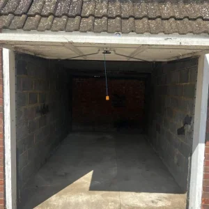 Garage at Manse Close, Warminster, Wiltshire - Image 2