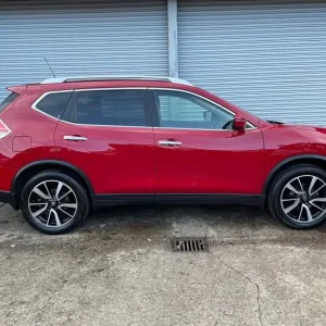 2017 Nissan X-Trail N-VISION DIG-T Estate Petrol Manual - Image 3