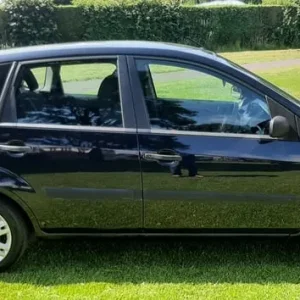 Ford Fiesta 1.2 Style 2008 - Image 2