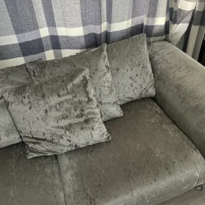 2 X grey velvet sofas - Image 5