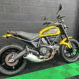 2017 Ducati Scrambler 800 Yellow - Image 4