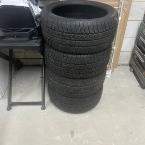 XL 245/40/18 tyres 4pc VGC