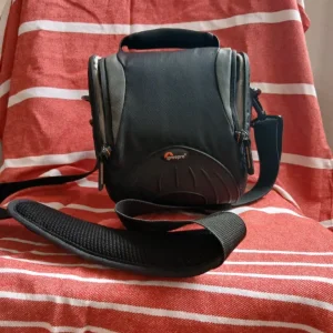 Lowepro Apex 120 AW camera case - Image 6