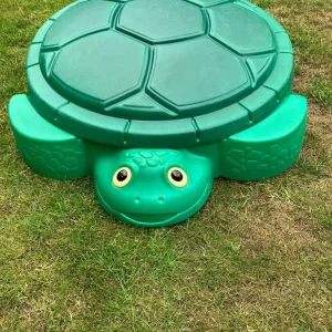 Little Tikes Sandpit with Pool and Cover