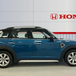 2021 MINI Countryman Cooper S Classic 5-door Automatic - Image 5