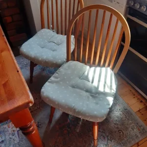 Solid Wooden Dining Table and 4 Chairs - Image 5