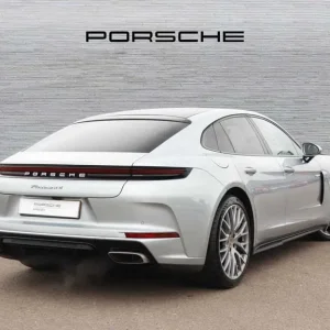 2025 Porsche Panamera Hatchback 2.9 V6 4E-Hybrid 5-door PDK - Image 3