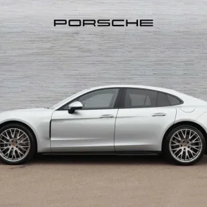 2025 Porsche Panamera Hatchback 2.9 V6 4E-Hybrid 5-door PDK - Image 6