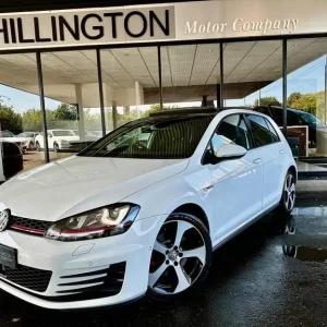 2013 Volkswagen Golf GTI DSG - Image 2