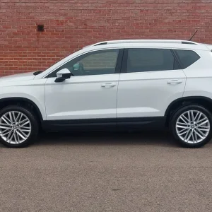 2017 Seat Ateca 1.6 TDi Xcellence 5-door SUV manual - Image 4