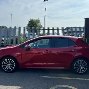 2020 Toyota Corolla Hybrid Hatchback - Image 4